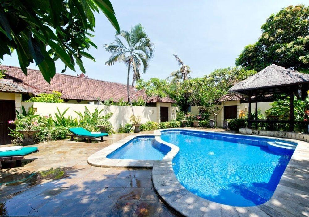 Kumpul Kumpul Ii Legian Villa *
